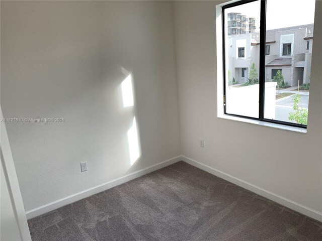 303 NE 208th Ter, Miami, FL 33179 - photo 20