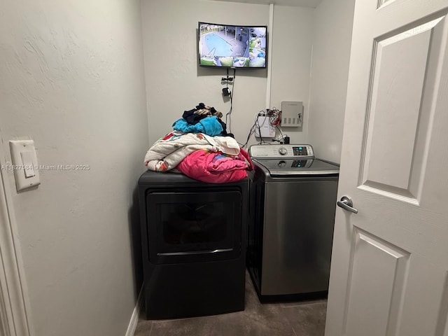 1046 Bayberry Loop, Clewiston, FL 33440 - washroom with washing machine and clothes dryer