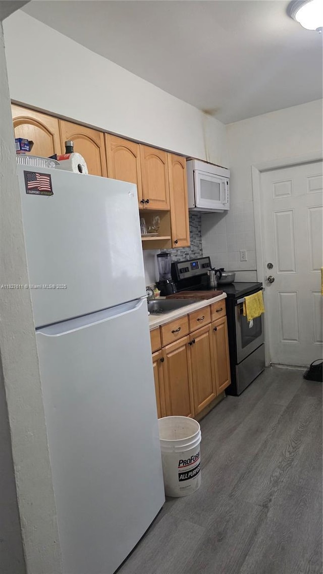 2729 NW 47th St, Miami, FL 33142 - photo 23