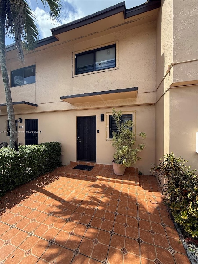131 SW 109th Ave Unit L4, Sweetwater, FL 33174 - photo 2