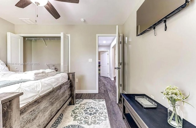 220 Kite Ave, Sebring, FL 33870 - bedroom with wood finished floors, a closet, and ceiling fan