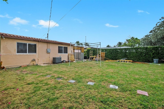 634 82nd St, Miami Beach, FL 33141 - view of grassy yard