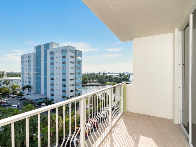 10350 W Bay Harbor Dr Unit 6L, Bay Harbor Islands, FL 33154 - balcony with a city view