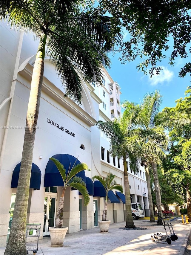 50 Menores Ave Unit 711, Coral Gables, FL 33134 - view of building exterior