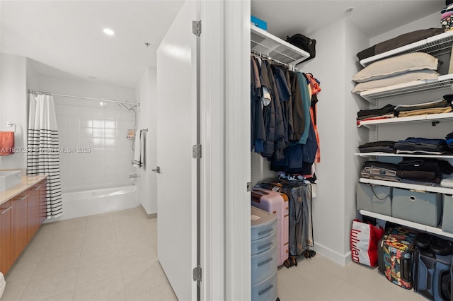 3301 NE 1st Ave Unit H2412, Miami, FL 33137 - walk in closet featuring light tile patterned flooring
