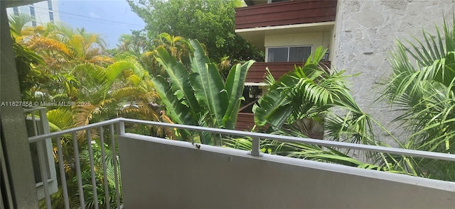 1235 Mariposa Ave Unit 8, Coral Gables, FL 33146 - photo 2