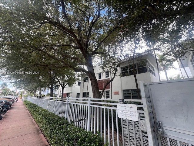1550 Pennsylvania Ave Unit 126, Miami Beach, FL 33139 - view of front of house