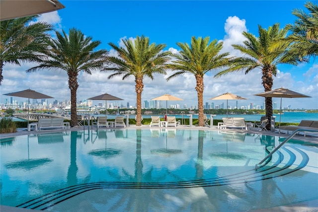 450 Alton Rd Unit 2705, Miami Beach, FL 33139 - view of community pool