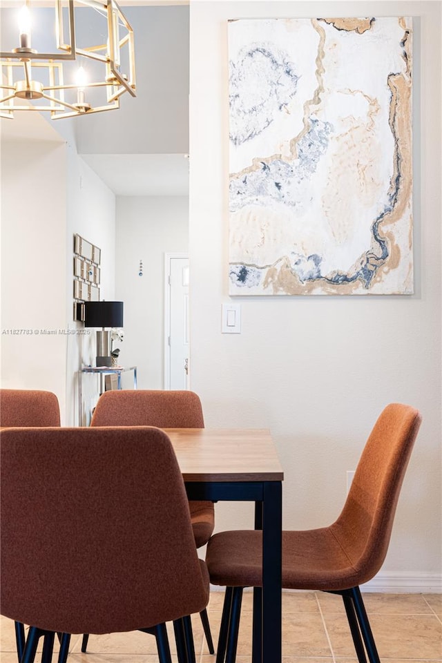 1892 Gobi Dr, Kissimmee, FL 3474 - dining room with a chandelier and baseboards