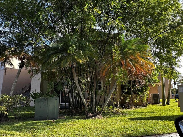 2331 NW 96th Ter Unit 17F, Pembroke Pines, FL 33024 - photo 2