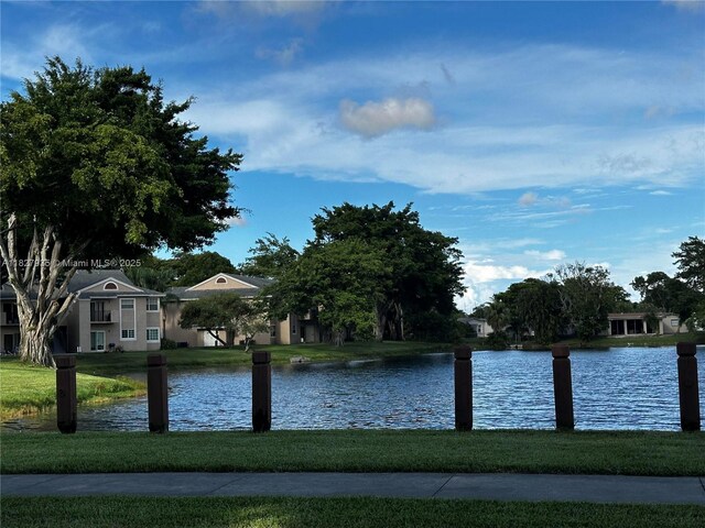2331 NW 96th Ter Unit 17F, Pembroke Pines, FL 33024 - photo 4