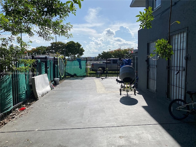 1190 NW 65th St, Miami, FL 33150 - view of patio / terrace