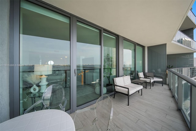 460 NE 28th St Unit 2407, Miami, FL 33137 - view of balcony