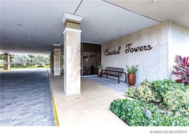 400 Kings Point Dr Unit 820, Sunny Isles Beach, FL 33160 - view of patio