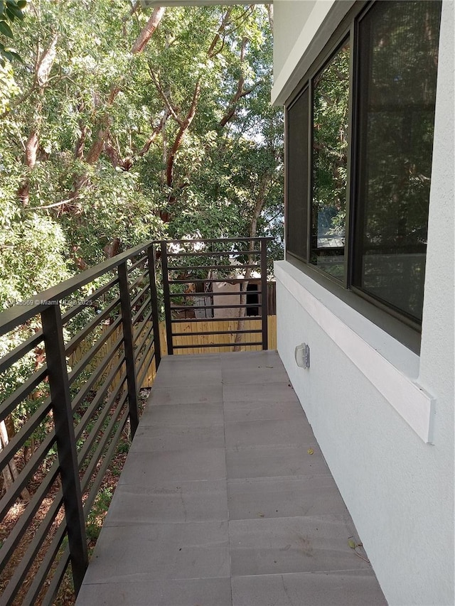 901 Estall St, Key Largo, FL 33037 - view of balcony
