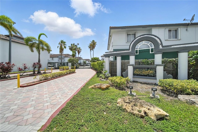 8260 NW 10th St Unit 4, Miami, FL 33126 - view of community