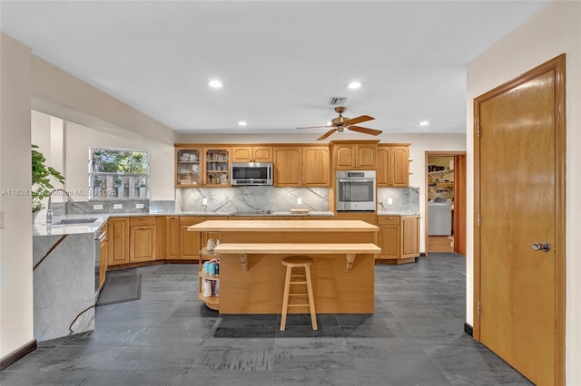 2108 NE 24th St, Wilton Manors, FL 33305 - photo 6