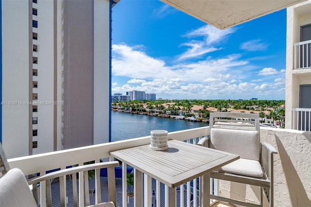 1500 S Ocean Dr Unit 7K, Hollywood, FL 33019 - balcony featuring a water view