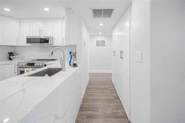 301 N Ocean Blvd Unit 404, Pompano Beach, FL 33062 - photo 9