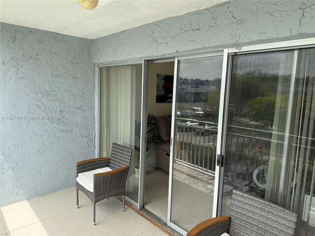 9365 Fontainebleau, Miami, FL 33172 - view of balcony