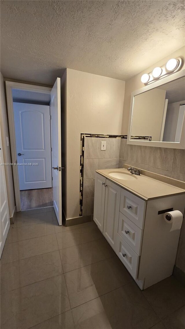 1000 Parkview Dr Unit 218, Hallandale Beach, FL 33009 - photo 13