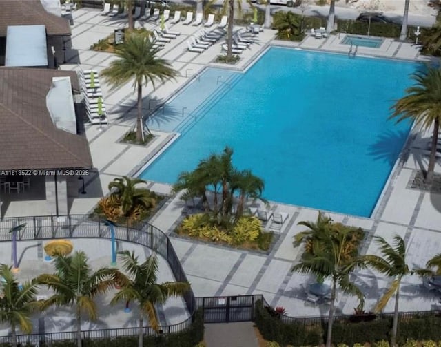 8001 NW 41st St Unit F-112, Doral, FL 33166 - photo 2