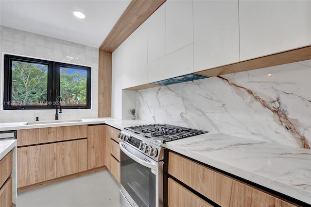 5850 Rose Ter, Plantation, FL 33317 - kitchen with stainless steel appliances, decorative backsplash, light stone counters, modern cabinets, and recessed lighting