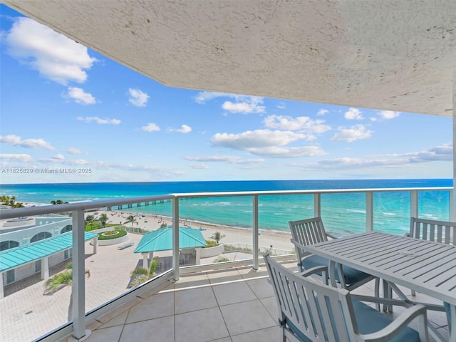 16445 Collins Ave Unit 726, Sunny Isles Beach, FL 33160 - balcony featuring view of water and beach and outdoor dining space