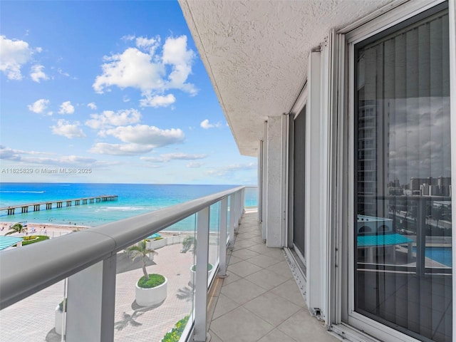 16445 Collins Ave Unit 726, Sunny Isles Beach, FL 33160 - balcony featuring a water view
