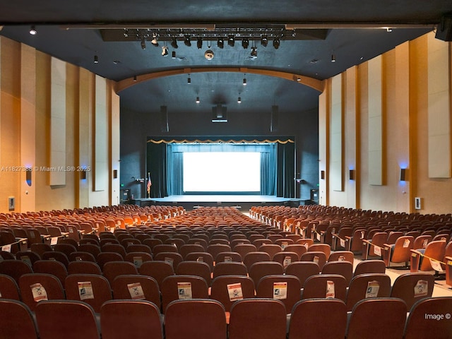 199 Durham D Unit 199, Deerfield Beach, FL 33442 - cinema featuring arched walkways and track lighting