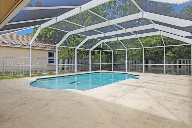 798 Verona Lake Dr, Weston, FL 33326 - view of swimming pool with a patio, a fenced backyard, and a lanai