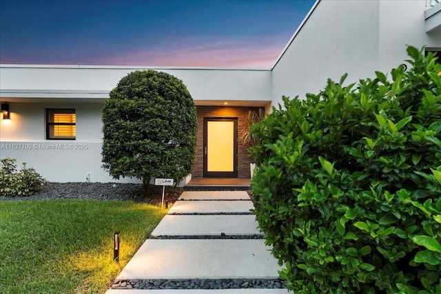 2180 Alamanda Dr, North Miami, FL 33181 - property entrance with stucco siding
