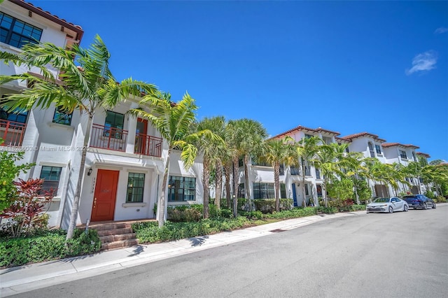 11735 SW 13th Ct, Pembroke Pines, FL 33025 - view of property featuring a residential view