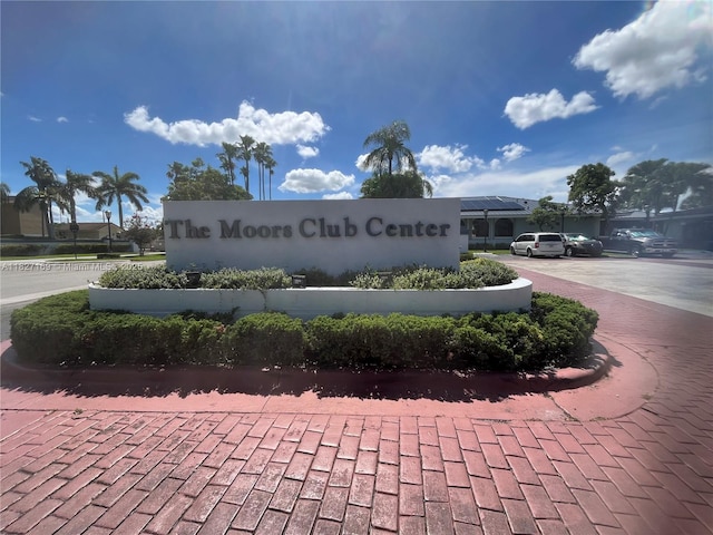 6298 NW 170th Ln, Hialeah, FL 33015 - view of community / neighborhood sign
