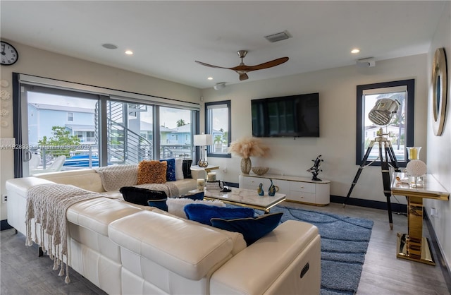 475 Bahia Honda Rd, Key Largo, FL 33037 - living area featuring a ceiling fan, wood finished floors, and recessed lighting
