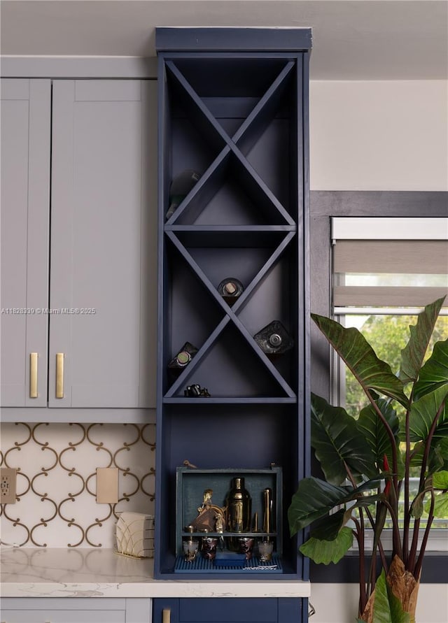 475 Bahia Honda Rd, Key Largo, FL 33037 - view of wine cellar