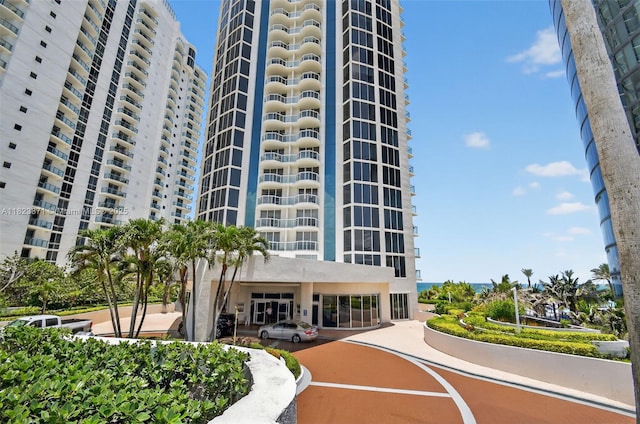 18671 Collins Ave Unit 1401, Sunny Isles Beach, FL 33160 - view of apartment building / complex