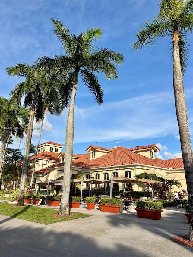 9725NW NW 52nd St Unit 415, Doral, FL 33178 - view of building exterior