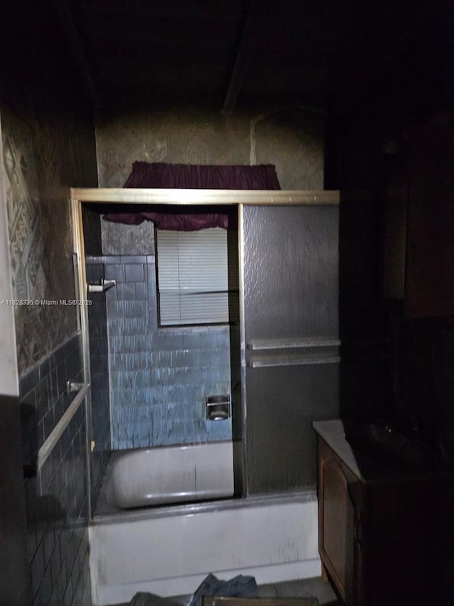 1501 NW 3rd Way, Pompano Beach, FL 33060 - full bath featuring combined bath / shower with glass door