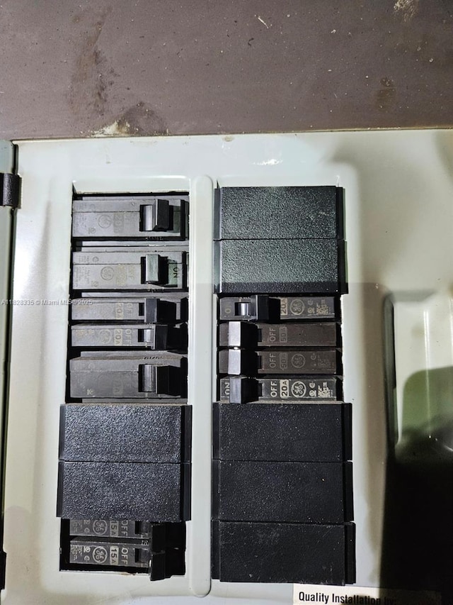 1501 NW 3rd Way, Pompano Beach, FL 33060 - detailed view of electric panel