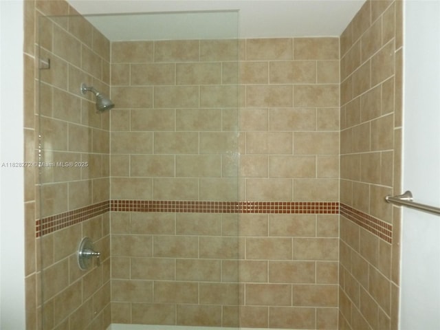 7350 SW 89th St Unit 808S, Miami, FL 33156 - full bath featuring a tile shower