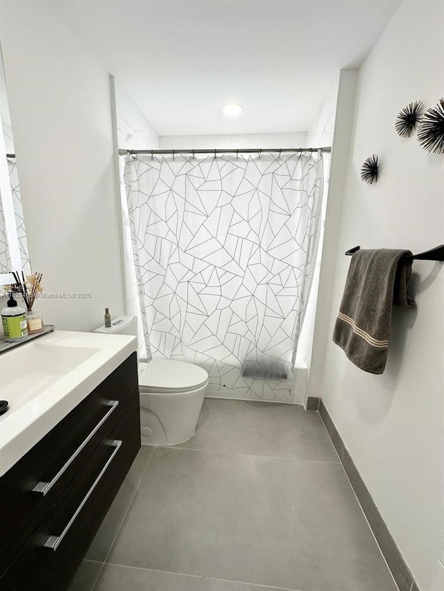 800 SW Tanglewood Cir, Weston, FL 33327 - full bath with vanity, curtained shower, and concrete floors