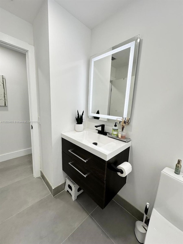 800 SW Tanglewood Cir, Weston, FL 33327 - bathroom with vanity and baseboards