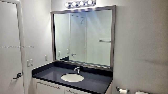 90 SW 3rd St Unit 4110, Miami, FL 33130 - bathroom with vanity and toilet