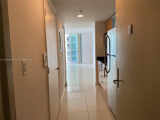 1750 N Bayshore Dr Unit 2707, Miami, FL 33132 - detailed view of wood finished floors, a pendent fire sprinkler, and recessed lighting