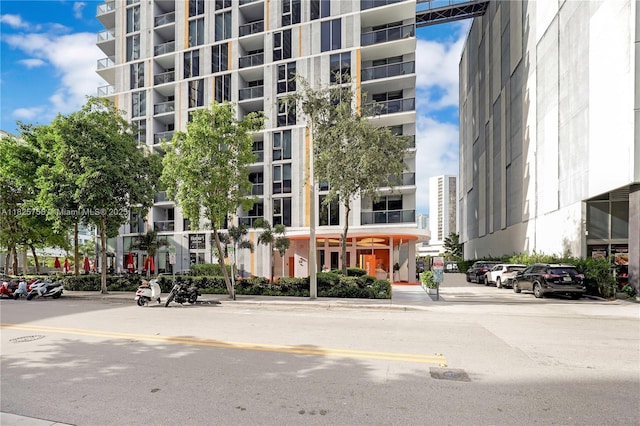 31 SE 6th St Unit 2706, Miami, FL 33131 - photo 5