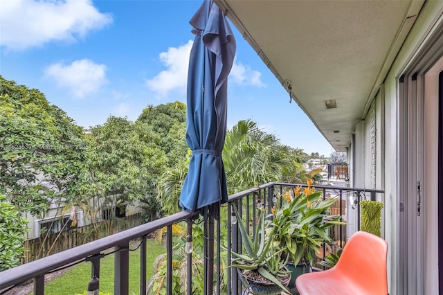 805 W Oakland Park Blvd Unit E14, Oakland Park, FL 33311 - view of balcony