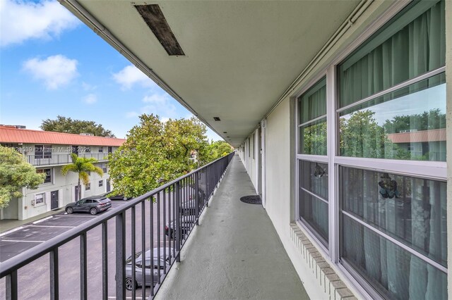 805 W Oakland Park Blvd Unit E14, Oakland Park, FL 33311 - view of balcony