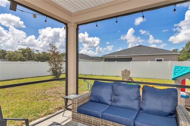 511 NW 5th Ave, Williston, FL 32696 - sunroom featuring an outdoor hangout area