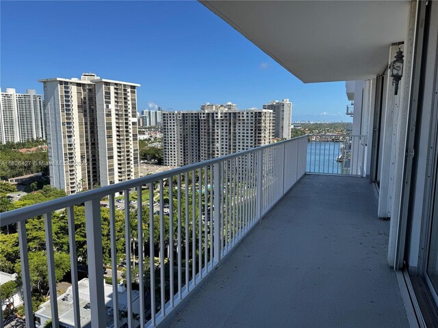 2851 NE 183rd St Unit 1903E, Aventura, FL 33160 - photo 27